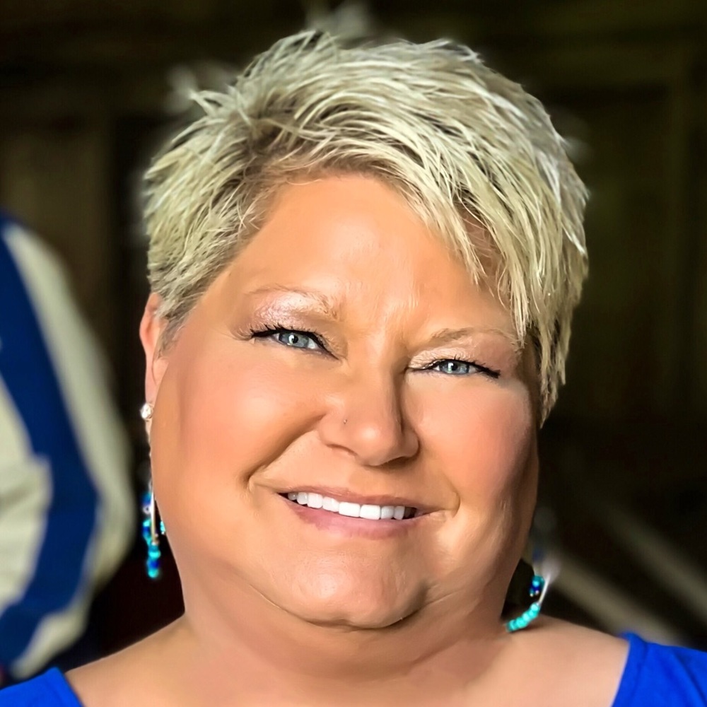 Meet your Posher, Julie